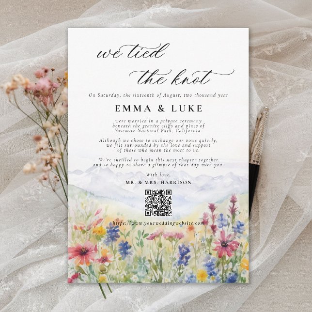 Anúncio de Casamento na Montanha Wildflower Elopem (elopement wedding announcement card qr code mountain wildflowers meadow watercolor)