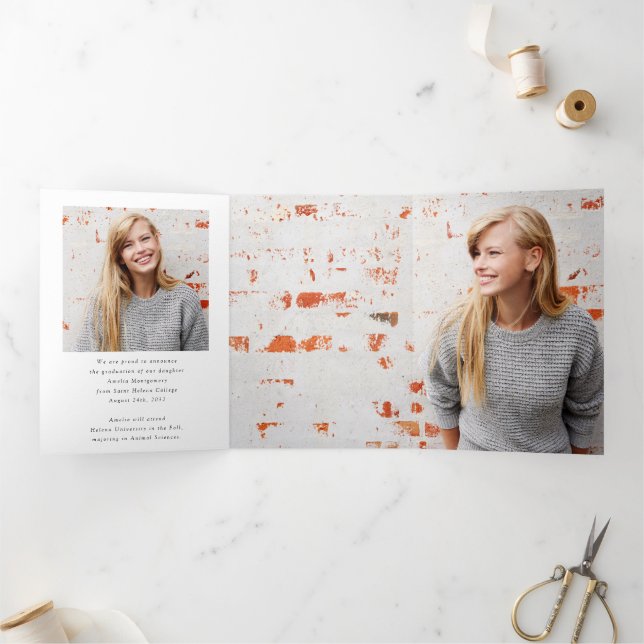 Anúncio de Formando de Fotografia de Script Modern (Dentro)