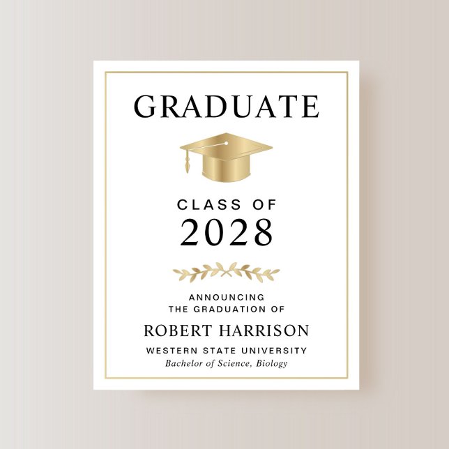 Anúncio de Formandos de Orçamento (An elegant college graduation announcement to celebrate the graduate's achievements)