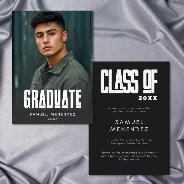 Anúncio de Formatura Moderno Negrito Preto com Fot (Modern Bold Photo Black Graduation Announcement)