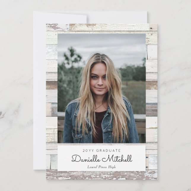 Anúncio de Foto de Formando de Madeira em Descanso (Frente)