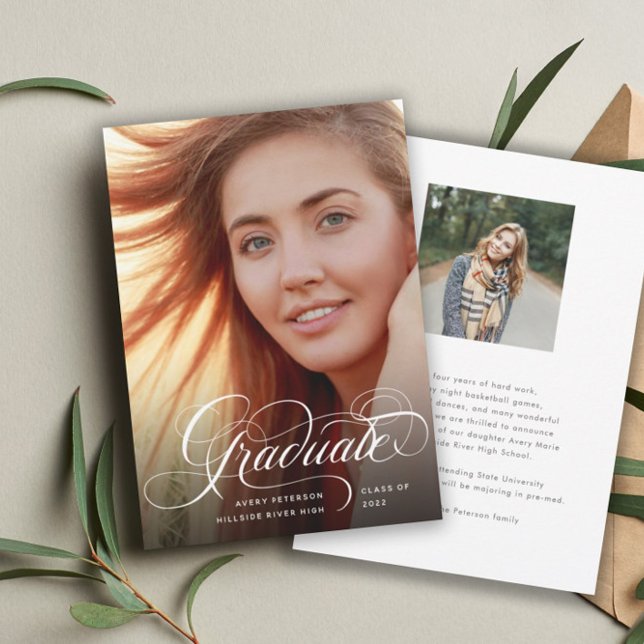 Anúncio de Foto do Formando de Script Chic Moderno (Criador carregado)