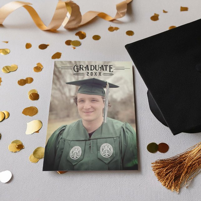 Anúncio de Graduação de Chalkboard Art Deco (Graduation Photo Announcement with art deco theme)