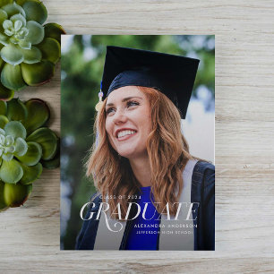 Anúncio de Graduação de Foto com Serifa Elegante