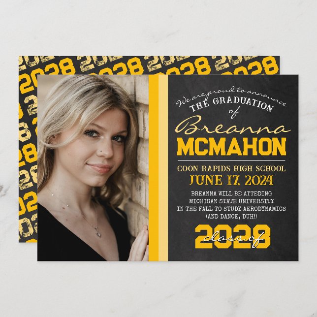 Anúncio de Graduação de Foto em Quadro Amarelo ( Repeating Class Year 1 & 2 Photo Graduation Invitations & Announcements)