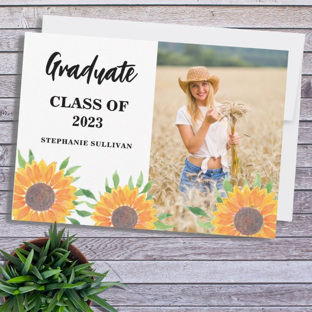 Anúncio de Graduação de Foto Floral Rustic (Criador carregado)