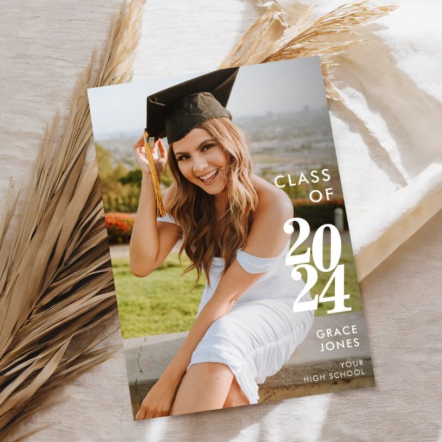 Anúncio de Graduação de Foto Minimalista Moderna (Criador carregado)