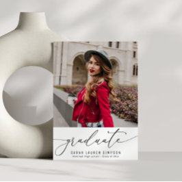 Anúncio de graduação de fotos em script moderno