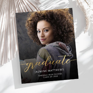 Anúncio de Graduação de Script Dourado de Foto Orç