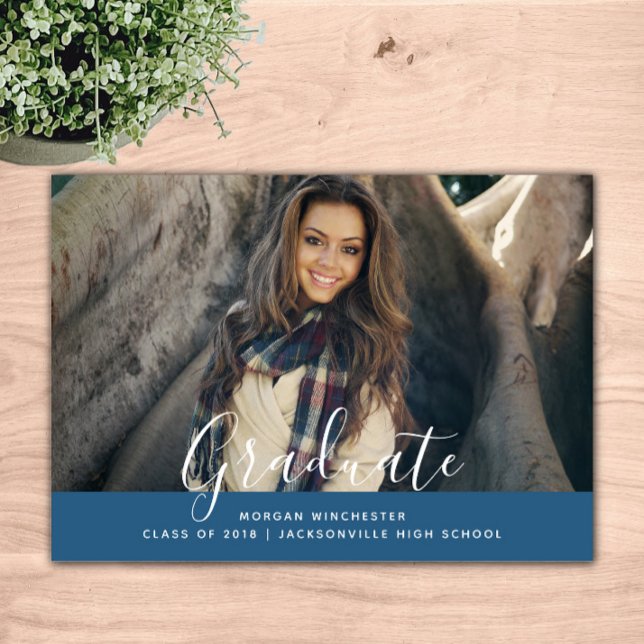 Anúncio de Graduação Elegante Simples | Azul (Blue Simple Elegant Graduation Announcement)