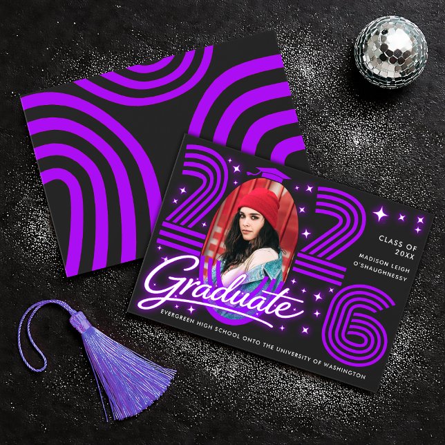 Anúncio de Graduação Foto Roxo Neon Retro (Criador carregado)