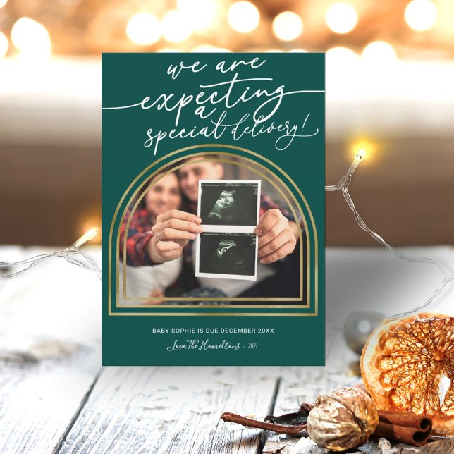 Anúncio de Gravidez de Natal em Arco Moderno (Criador carregado)