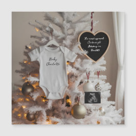 Anúncio de gravidez na árvore de Natal elegante