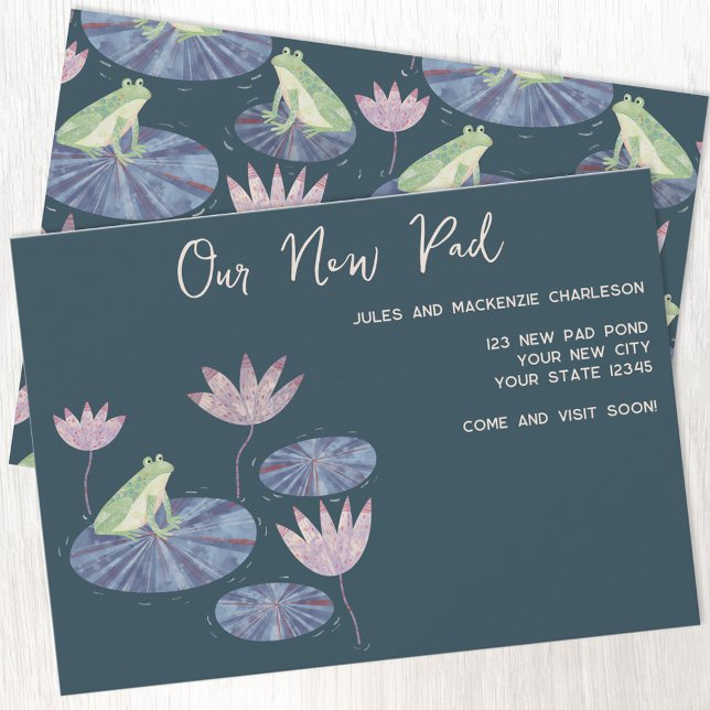 Anúncio de mudança de endereço do Sapo Lily Pad (Frog themed dark Our New Pad change of address moving announcement with custom text)