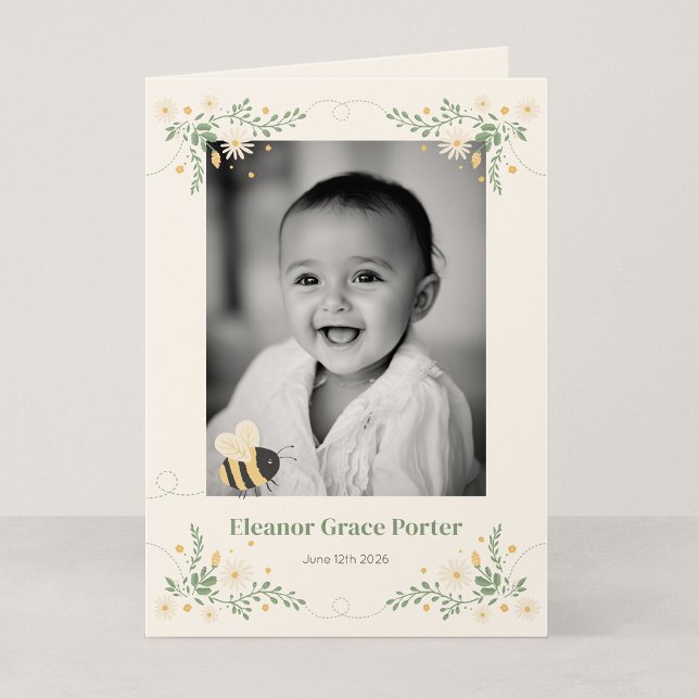 Anúncio de Nascimento Bumblebee 5x7 Dobrado (Wildflower Flight - Folded 5x7" Honey Bee Photo New Baby Announcement)