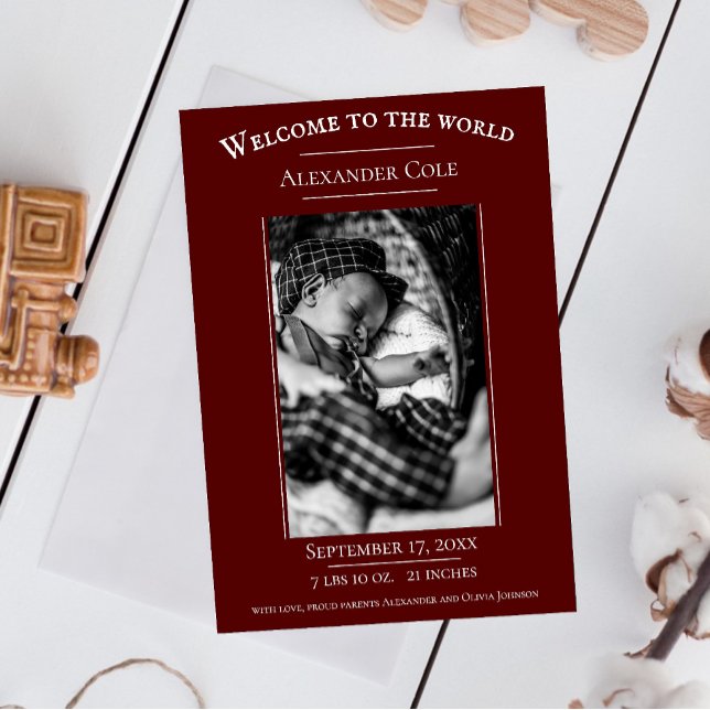 Anúncio de Nascimento da Foto Minimalista Vermelha (Red Minimalist Photo Birth Announcement)