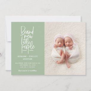 Anúncio de parto gêmeo desenhado pela mão moderna