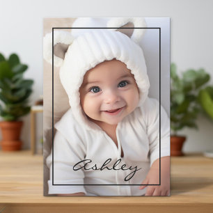 Anúncio do bebê com borda negra