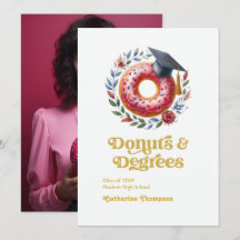 Donuts Rosa e Dourado e Diploma Foto de Formatura