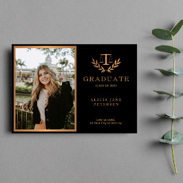 Anúncio Escala de advogado da justiça dourado negro 2024 g