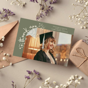 Anúncio Estrelas Excêntricas Foto de Gradução Verde Sage A