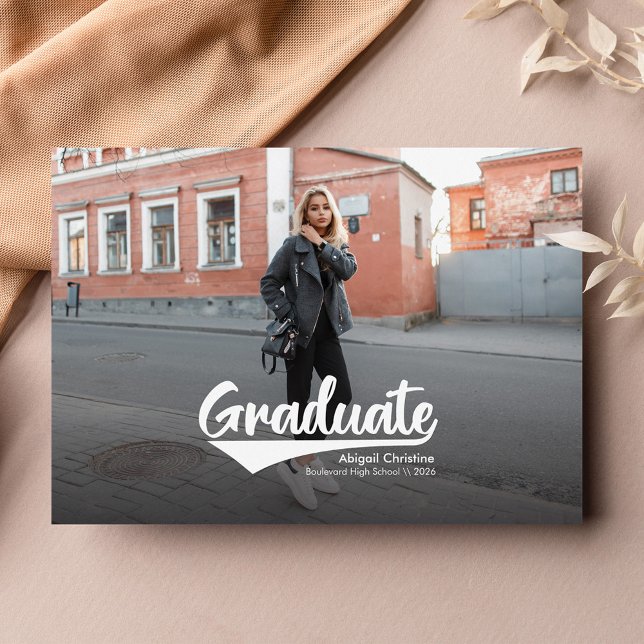 Anúncio Formando de Script de Foto Graduação 2024 (Modern Graduation 2024 Photo Announcement)
