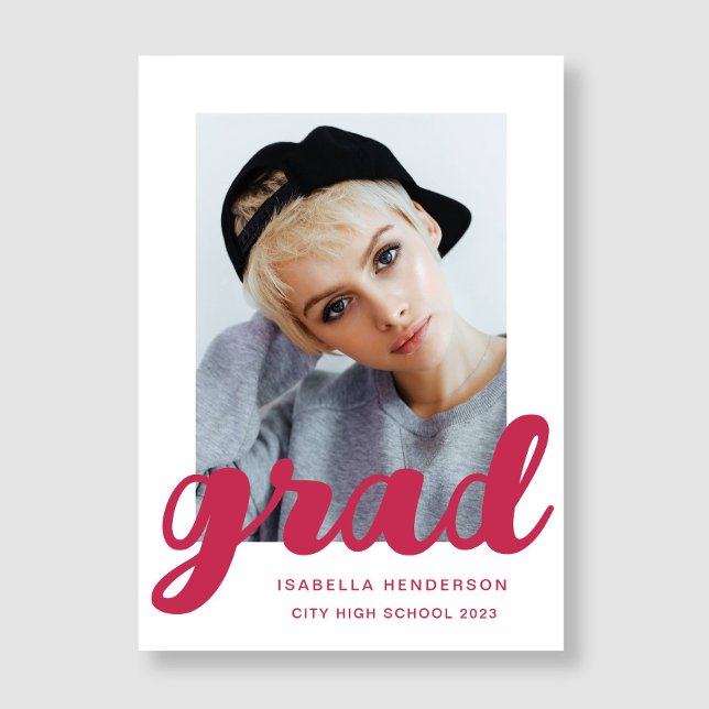 Anúncio Formatura com Roteiro de Foto Rosa Moderno (Modern Pink Photo Script Graduation Announcement)