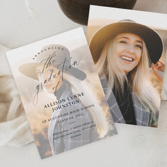 Anúncio Formatura Foto Script Elegante 2 (Elegant script 2 photo graduation announcement.)