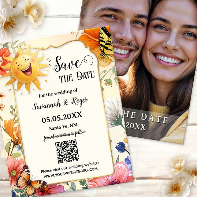 Anúncio Foto da Primavera de Flor Selvagem Salvar a Data (Save the Date card featuring a whimsical watercolor wildflower design with laughing sun. Plus photo)