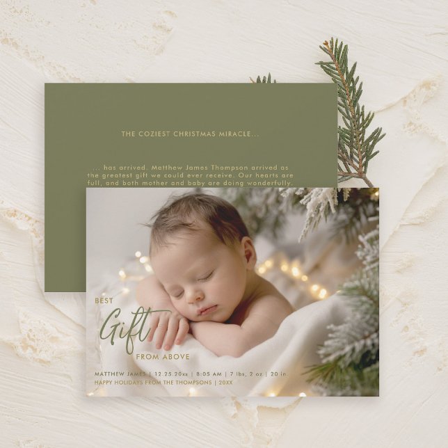 Anúncio Foto de Bebê Verde com Melhor Presente de Natal (christmas family card baby announcement best gift calligraphy simple elegant modern gold green)