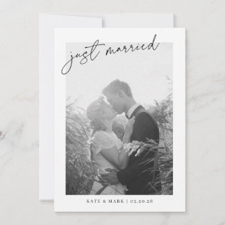 Anúncio Foto de Casamento Recém-Casados com Letra Manual M