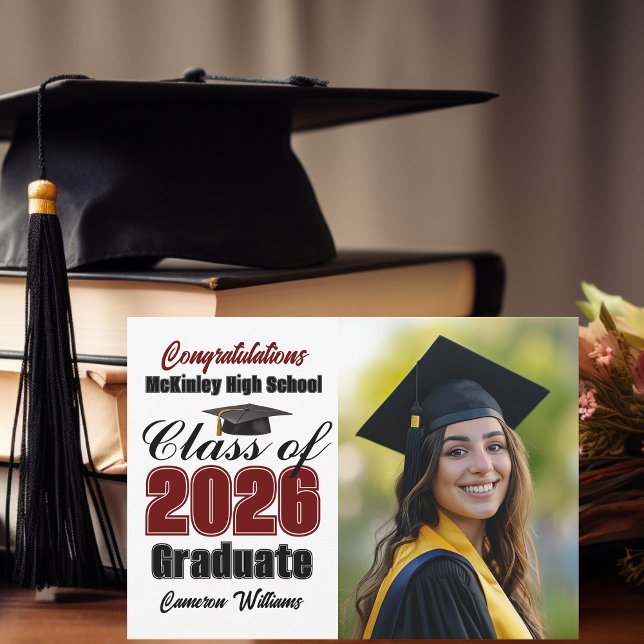 Anúncio Foto de formatura da turma de 2026 vinho (Criador carregado)