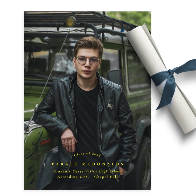 Anúncio Full Bleed Photo Yellow Graduation Announcement (Criador carregado)