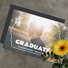 Anúncio Geometric Frame Photo Graduation Announcement
