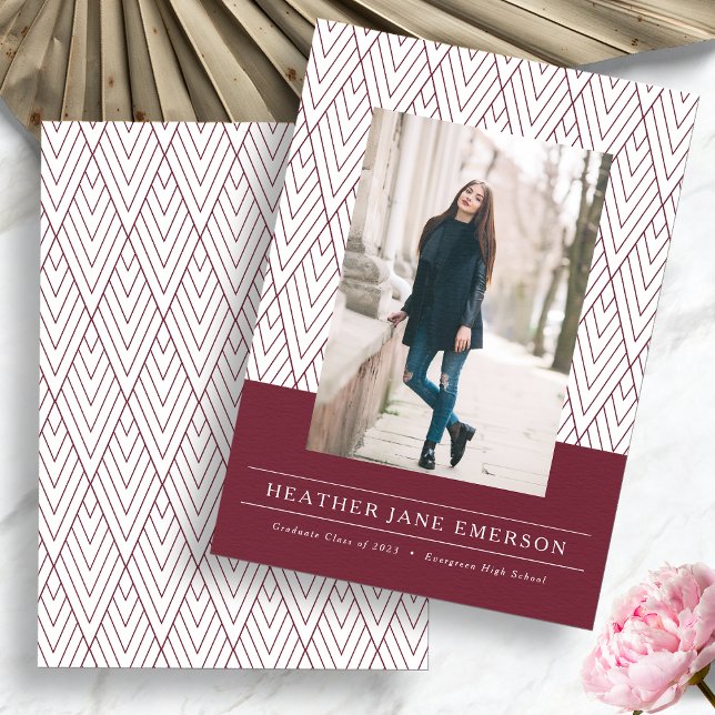 Anúncio Graduação Burgundy (Burgundy Photo Graduation Announcement by Painted Paperie
)