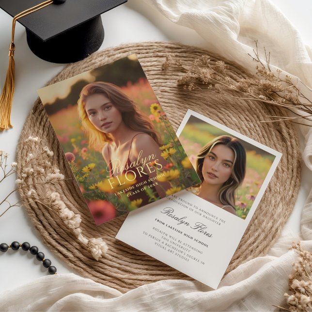 Anúncio Graduação Clássica de Caligrafia Amarela Suave (Criador carregado)