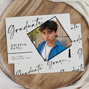 Anúncio Graduação de Foto do Boné de formatura Moderno Bra