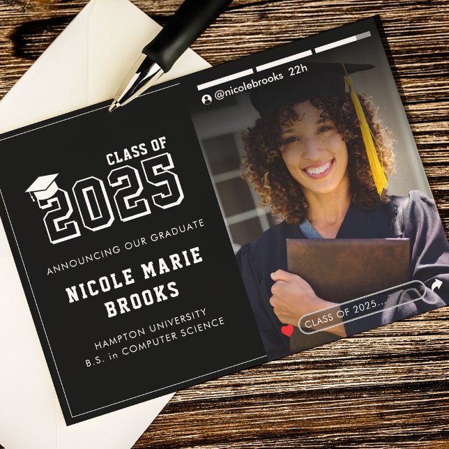 Anúncio Graduação de Foto Preta na História das Mídias Soc (Social Media Story Photo Black Graduation Announcement
)