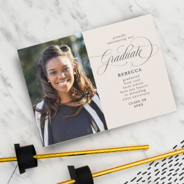 Anúncio Graduação de Fotos de Pêssego de Script Clássico d