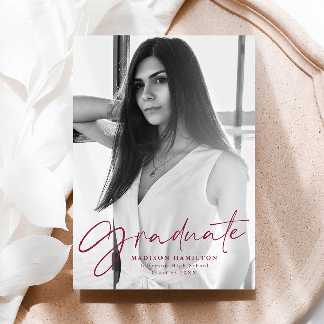 Anúncio Graduação de Fotos do Script Na moda Maroon (Criador carregado)