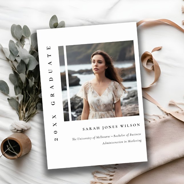 Anúncio Graduação de Fotos Simples, Mínima Preta e Branca (Criador carregado)