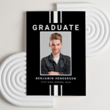 Graduação de Menino em Preto e Branco Moderno