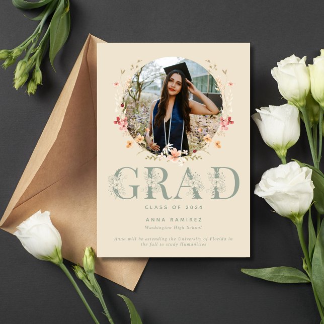 Anúncio Graduação de Rapariga de Foto de Flor Selvagem (Wildflower Photo Girl Graduation Announcement)