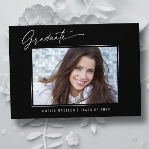 Anúncio Graduação de Script Elegante de Tinta de Caligrafi