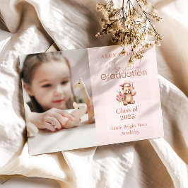 Anúncio Graduação do Urso de Teddy Pink com Pré-Escolas