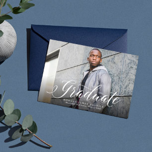 Anúncio Graduação horizontal de marinho do script de forma