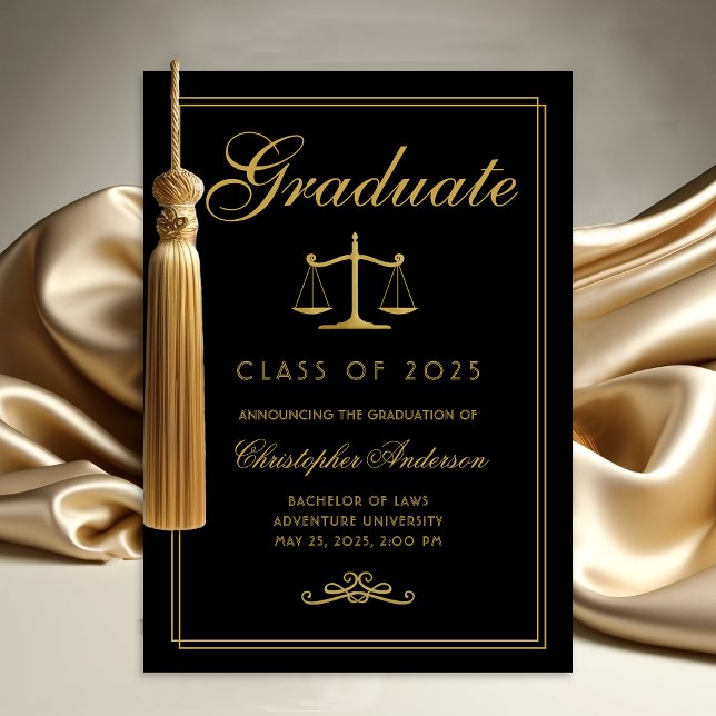 Anúncio Lei Dourada Escala de Justiça Formandos (Black with gold Scales of Justice College Graduation Announcements for Lawyers)