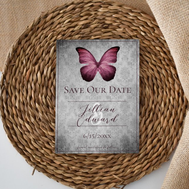 Anúncio Magenta Vintage Butterfly Damasco Salve a data (Magenta Vintage Butterfly Damask Save the Date)