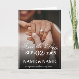 Anúncio Mãos de um casal de noivos negros com aliança