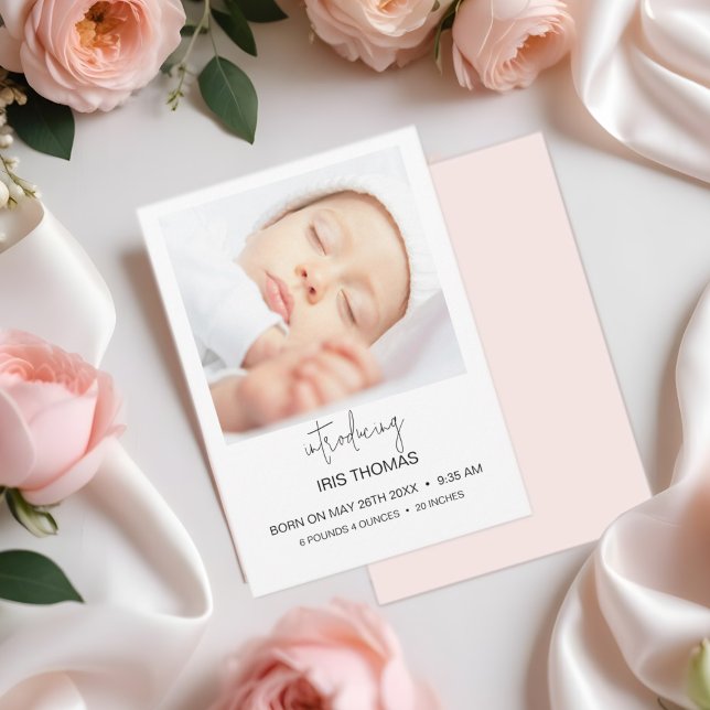 Anúncio Mínimo manuscrito Apresentando nova foto de bebê (Criador carregado)